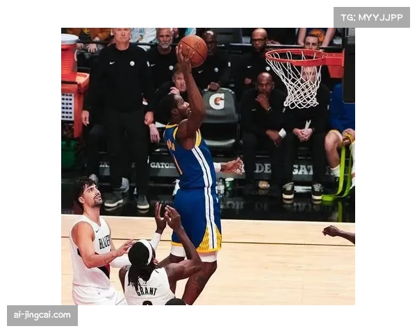 库里独砍35分难救主 开拓者八人上双轻取勇士杨瀚森送出两记盖帽